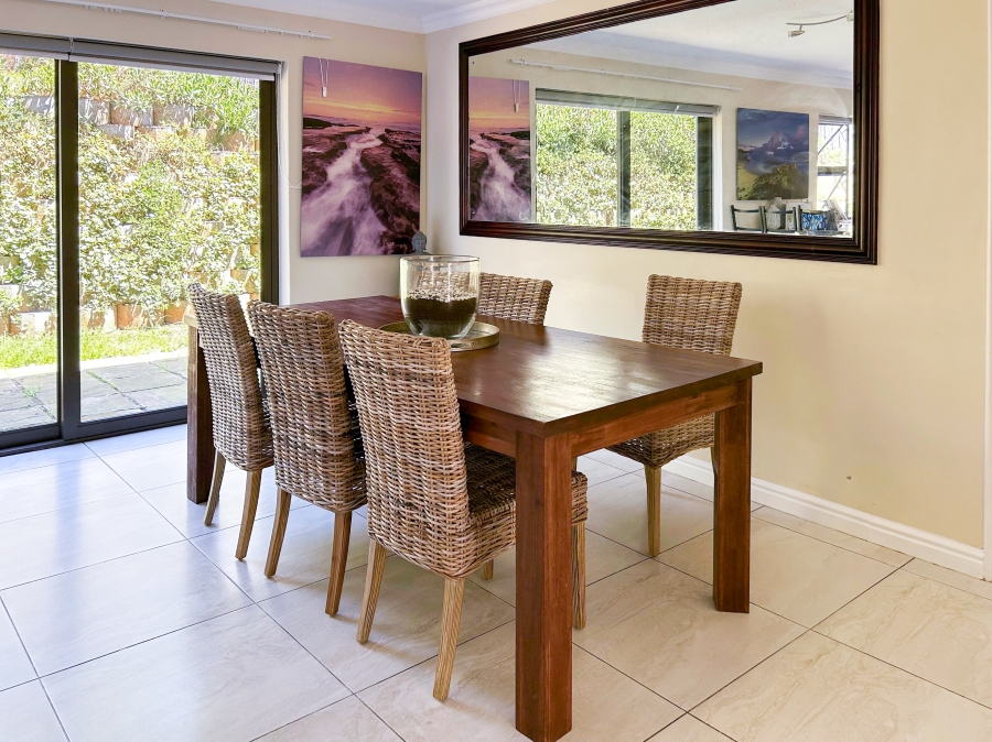 5 Bedroom Property for Sale in Knysna Heights Western Cape